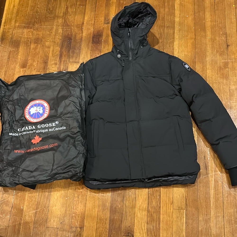 Canada Goose Black Puffer Jacket